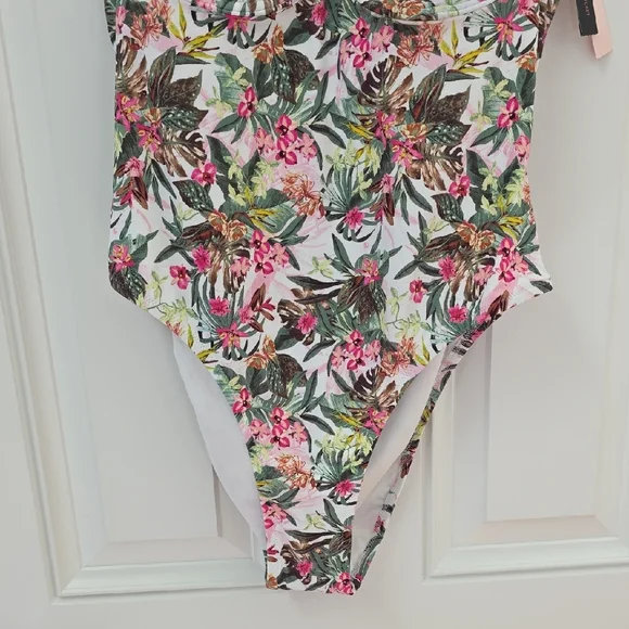 Victoria's Secret Pink Floral Swimwear. Size XL. NWT - Picture 4 of 10